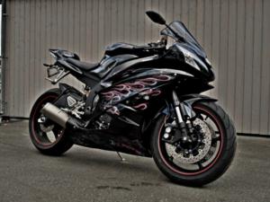 Yamaha R6